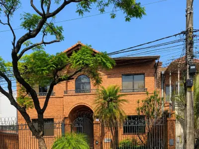 Casa para alugar com churrasqueira e jacuzzi em Las Carmelitas, Assunção 2