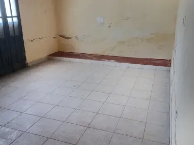 Casa para alugar com salão comercial em Tres Bocas 4