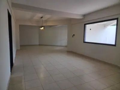 Casa para alugar com 3 quartos em condomínio no Mariscal Estigarribia 3