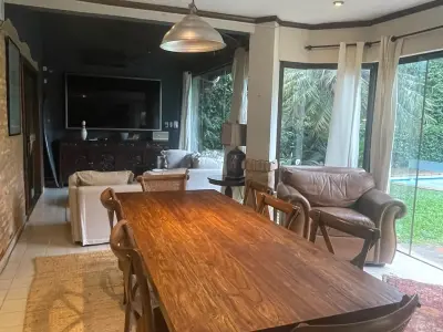 House for rent with 3 bedrooms in Mburucuya 3