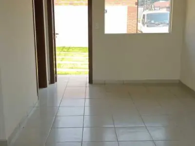 Casa para alugar no condomínio fechado Arasy 2, Luque - 3 quartos 3