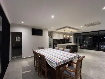 Casa para alugar no condomínio Río Beach, Encarnación 2
