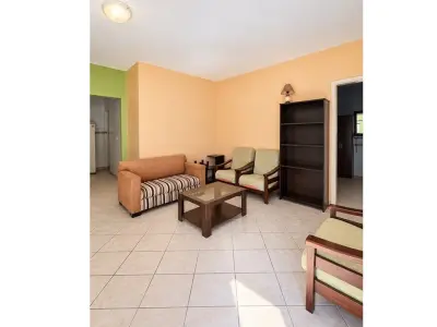 Casa para alugar no Barrio Obrero, Assunção 4