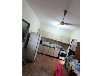 Casa para alugar em Capiata, bairro Retiro, 2 andares 3
