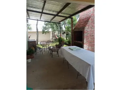 Casa para alugar em Carmen del Paraná, Itapúa 3