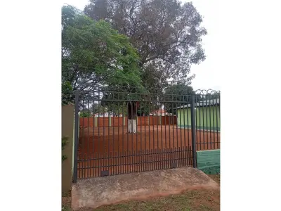 Casa para alugar em Kennedy, Capiata 3