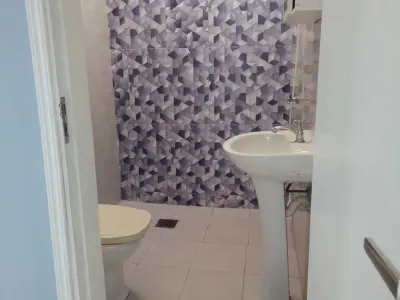 House for Rent in Lambaré, Barrio Cuatro Mojones — 2 Bedrooms 2