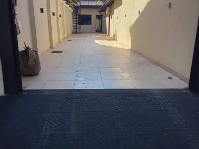 House for Rent in Lambaré, Barrio Cuatro Mojones — 2 Bedrooms 3