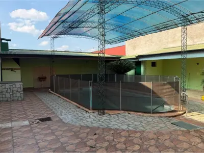 Casa para alugar em Maramburé com piscina 4