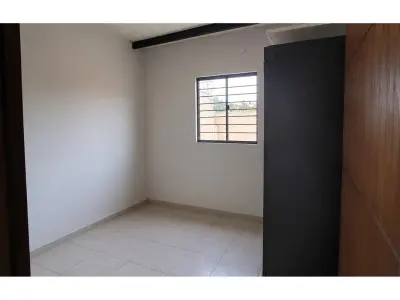 Casa para alugar em Mora Kue, Luque 3