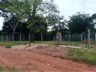 Casa para alugar em Ñemby, Central 4
