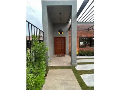 Casa en alquiler en Puerta del Lago, San Bernardino 4