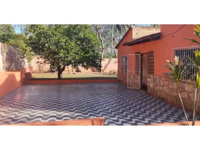 Casa para alugar em Valle Karé, Itauguá, com 6 dormitórios 4