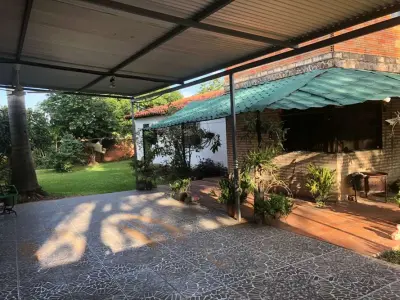 Casa para alugar em Ypacaraí com 2 quartos 3