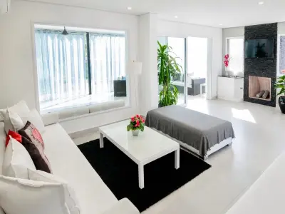 Casa para aluguel temporário em Aqua Village, Altos 4