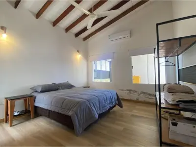 Casa para aluguel temporário em San Bernardino 3