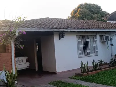 Casa de esquina com 4 quartos no Bairro Republicano, Assunção 3