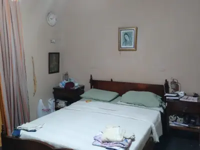 Casa en esquina en venta en Mburucuyá, Asunción 4