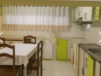 Casa em esquina à venda em San Vicente, Assunção 2