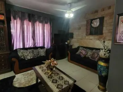 Casa en esquina en venta en San Vicente, Asunción – 3 dormitorios 3