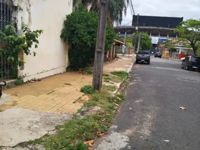 Casa à venda para reformar em Sajonia, Assunção 4