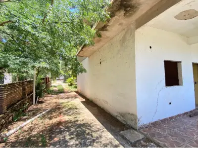 Casa en venta a terminar con terreno en Puerto Pabla, Lambaré 4