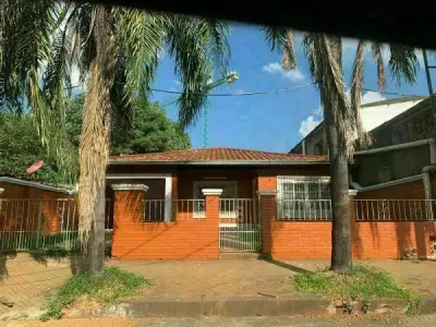 Casa à Venda Apta para Escritório, Zona Abasto, Fernando de la Mora 2
