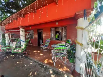 Casa à venda no bairro Santa María, Encarnación, Itapúa 2