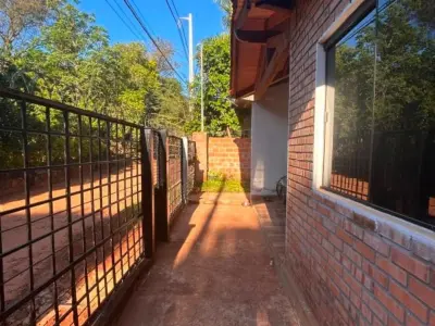 Casa en Venta con 2 Dormitorios en J. Augusto Saldívar 2