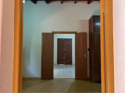 Casa à venda com 3 dormitórios em Luque 3