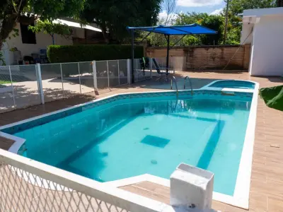 House for sale with 4 bedrooms in Área 8, Ciudad del Este 3