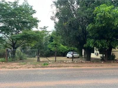 Casa en venta con amplio patio en Salado, Limpio 4