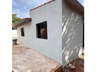 Casa en venta con amplio patio en San Cayetano, Itauguá 4