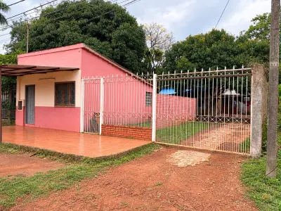 House for sale with large lot in Barrio Acaray 2