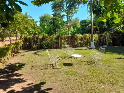 Casa en venta con amplio terreno en Barrio Estación, Villarrica 4