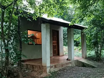 Casa à venda com amplo terreno em Costo Espinillo, Villarrica 2