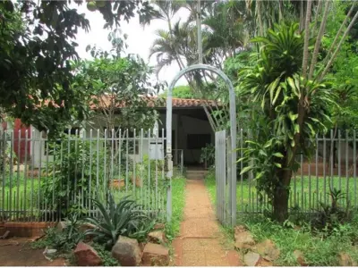 Casa en venta con dos terrenos en Laguna Sati 3
