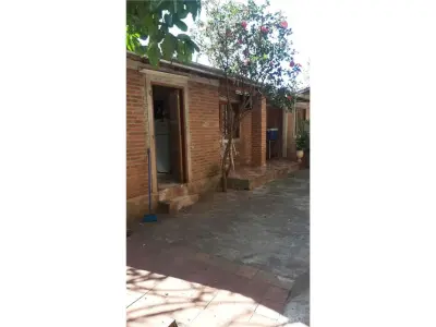 Casa à venda com duas moradias em Padre Bolik 5