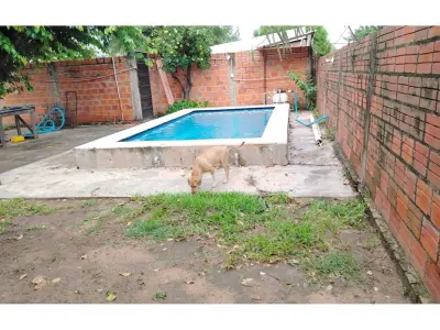 Casa en venta con local comercial en Limpio, Santa Lucía 3