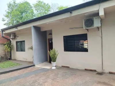 Casa à venda com laje para pavimento superior em Villa Elisa 2