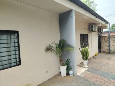 Casa à venda com laje para pavimento superior em Villa Elisa 3