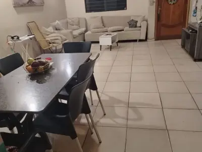 Casa à venda com laje para pavimento superior em Villa Elisa 5