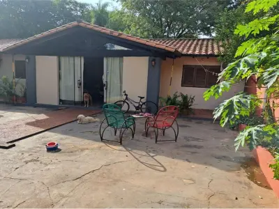 Casa à venda com monoambientes em Capiatá 3