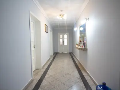 Casa à venda com piscina em Bernardino Caballero, Assunção 4