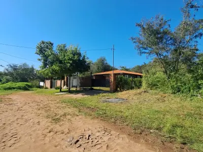 Casa en venta con piscina en Ciervo Cuá, San Bernardino 3