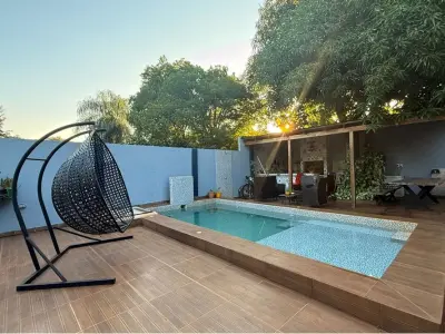 Casa à venda com piscina em San Juan del Paraná, Itapúa 2