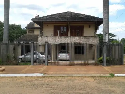 Casa en venta con piscina en San Luis, San Lorenzo 3