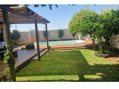Casa à venda com piscina em Santa Rita, Alto Paraná 3