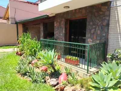 House for sale with pool and barbecue area in Nazareth, Asunción 2
