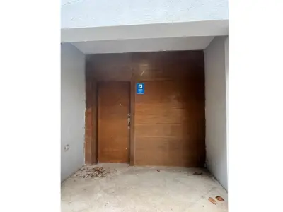 Casa à venda com piscina e vista para o rio em Villeta 4